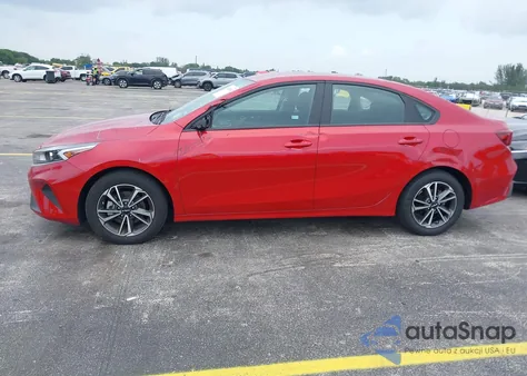 2023 Kia Forte Lxs из США, поврежденный, VIN 3KPF24AD9PE560162